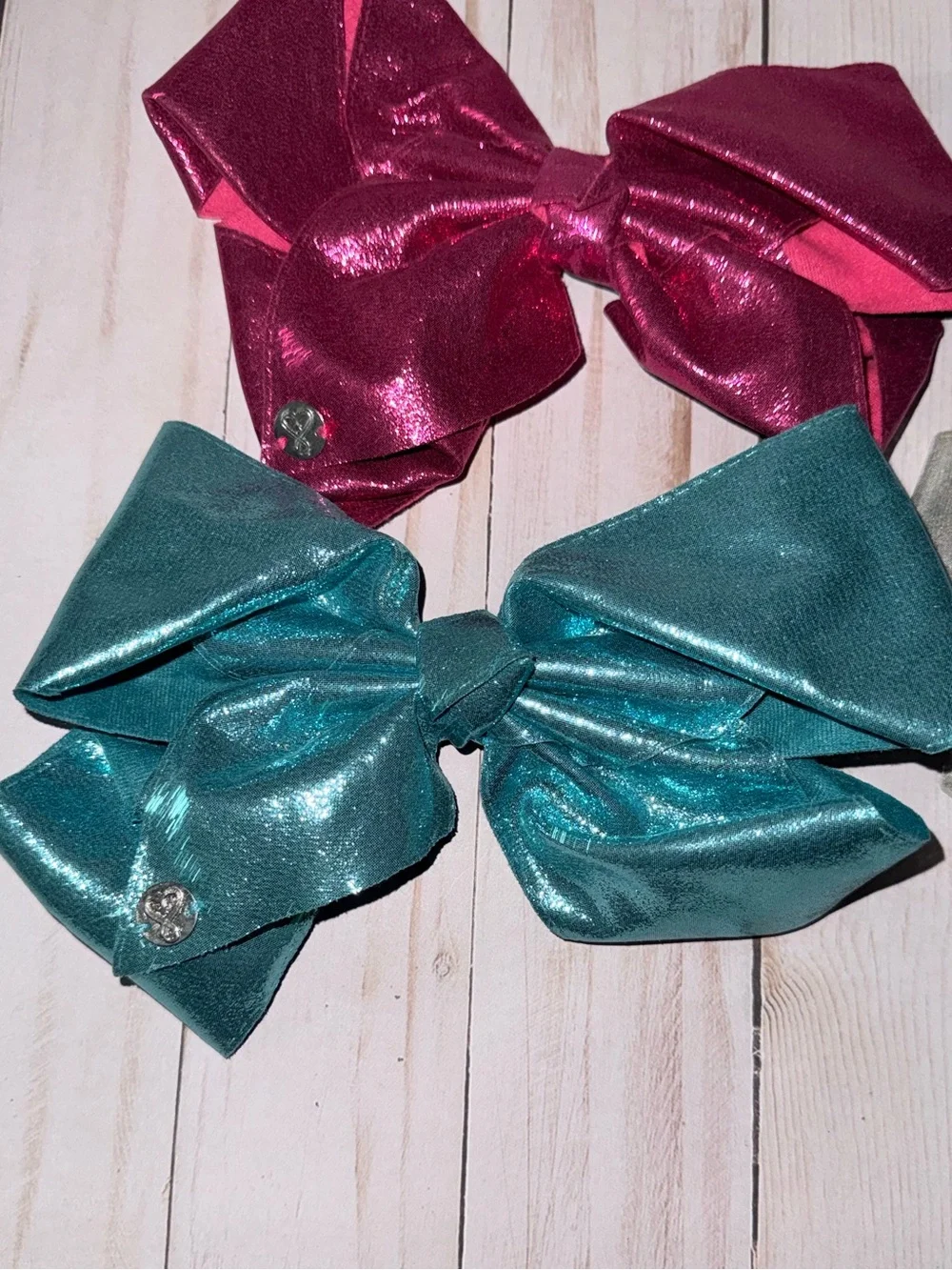 Metallic Jojo Bows